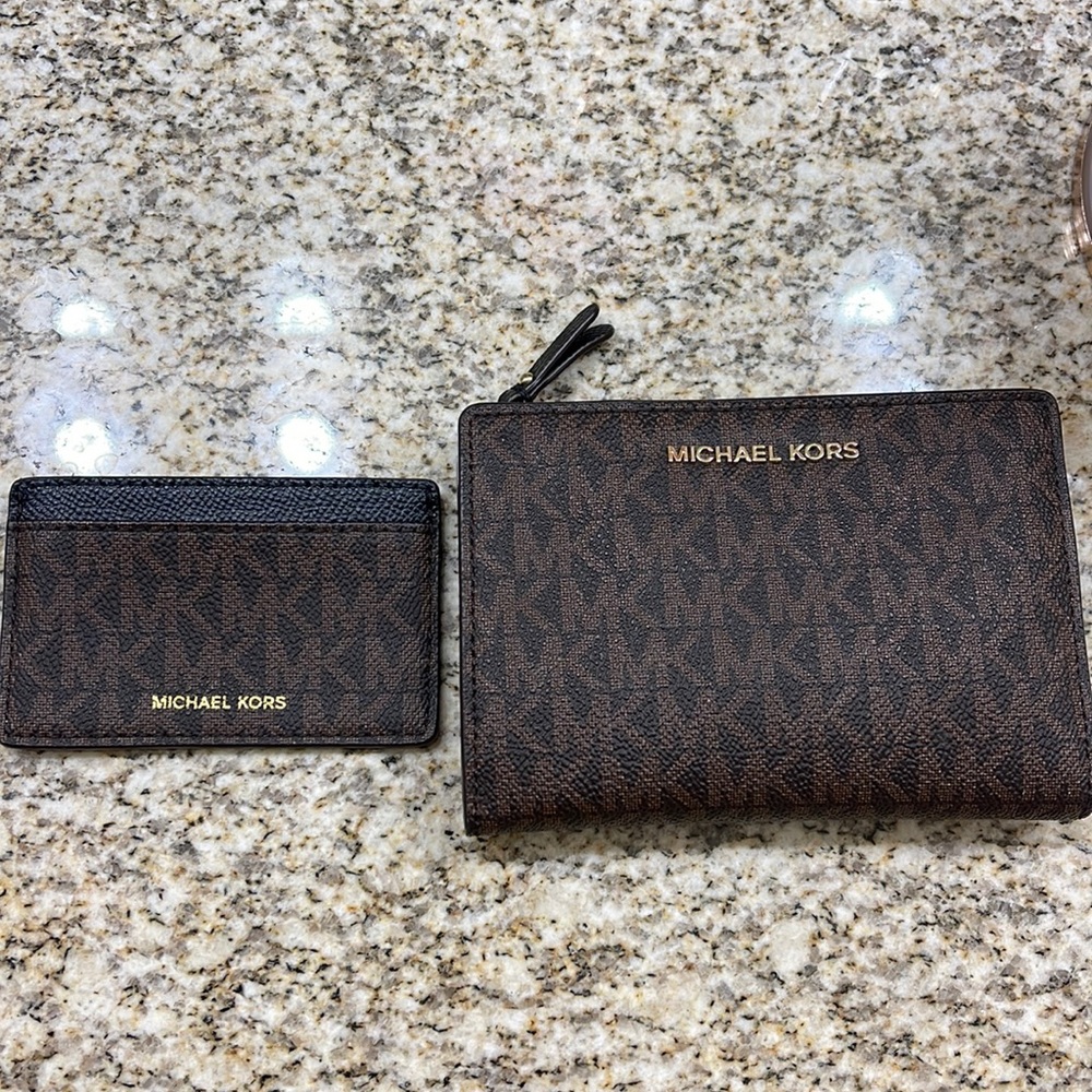 Michael Kors wallet